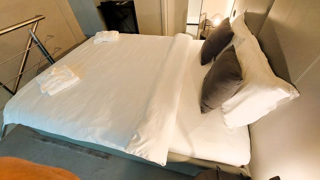 GALERIE FOTO | Cum arată apartamentele milionarei Anja Graf din centrul Capitalei - Imagine 27