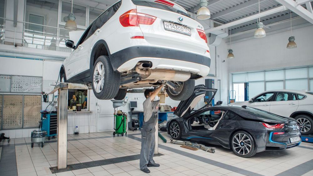 BMW deschide o noua uzina in Ungaria. Investitia se ridica la un miliard de euro