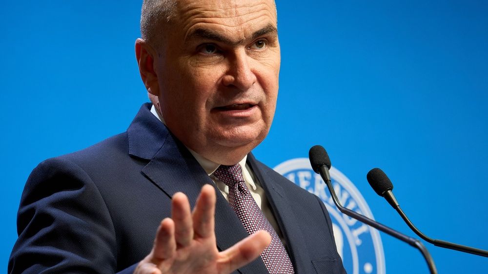 Bolojan, mai hotărât ca niciodată: Îmi dedic toată energia reformării partidului, vreau să devenim o opțiune de încredere pentru votul românilor în 2028