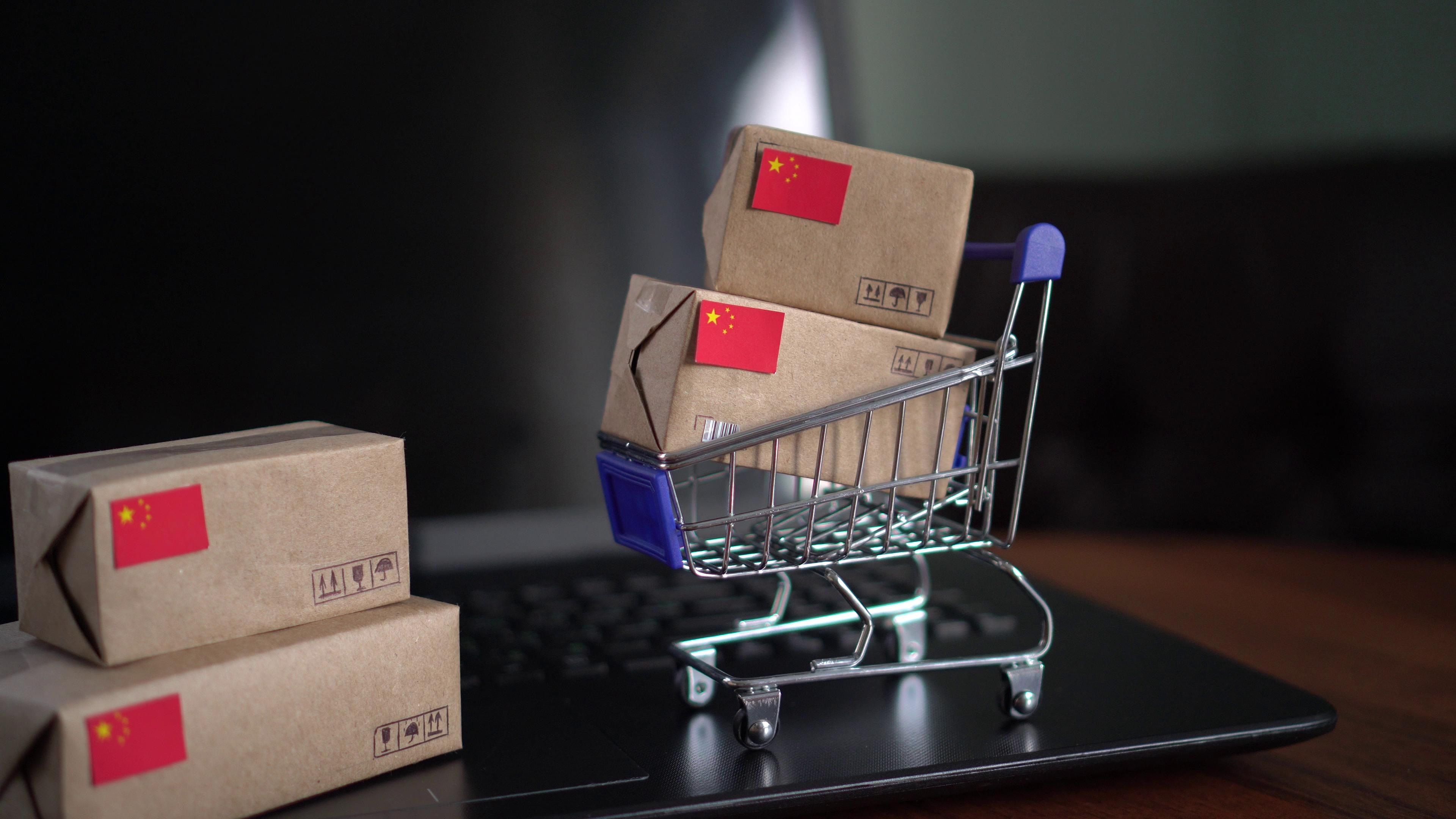 Ce se schimbă pentru cei care cumpără online din China sau orice altă țară din afara UE