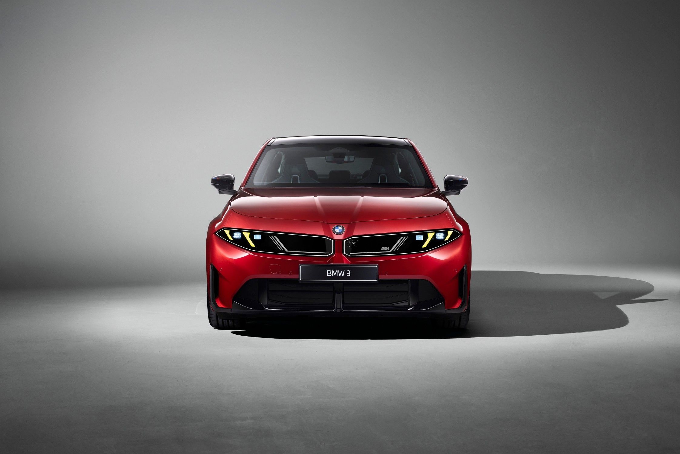 FOTO | BMW lansează noul Seria 3 cu motoare tradiționale, dar pe „rețeta” Neue Klasse - Poza 4