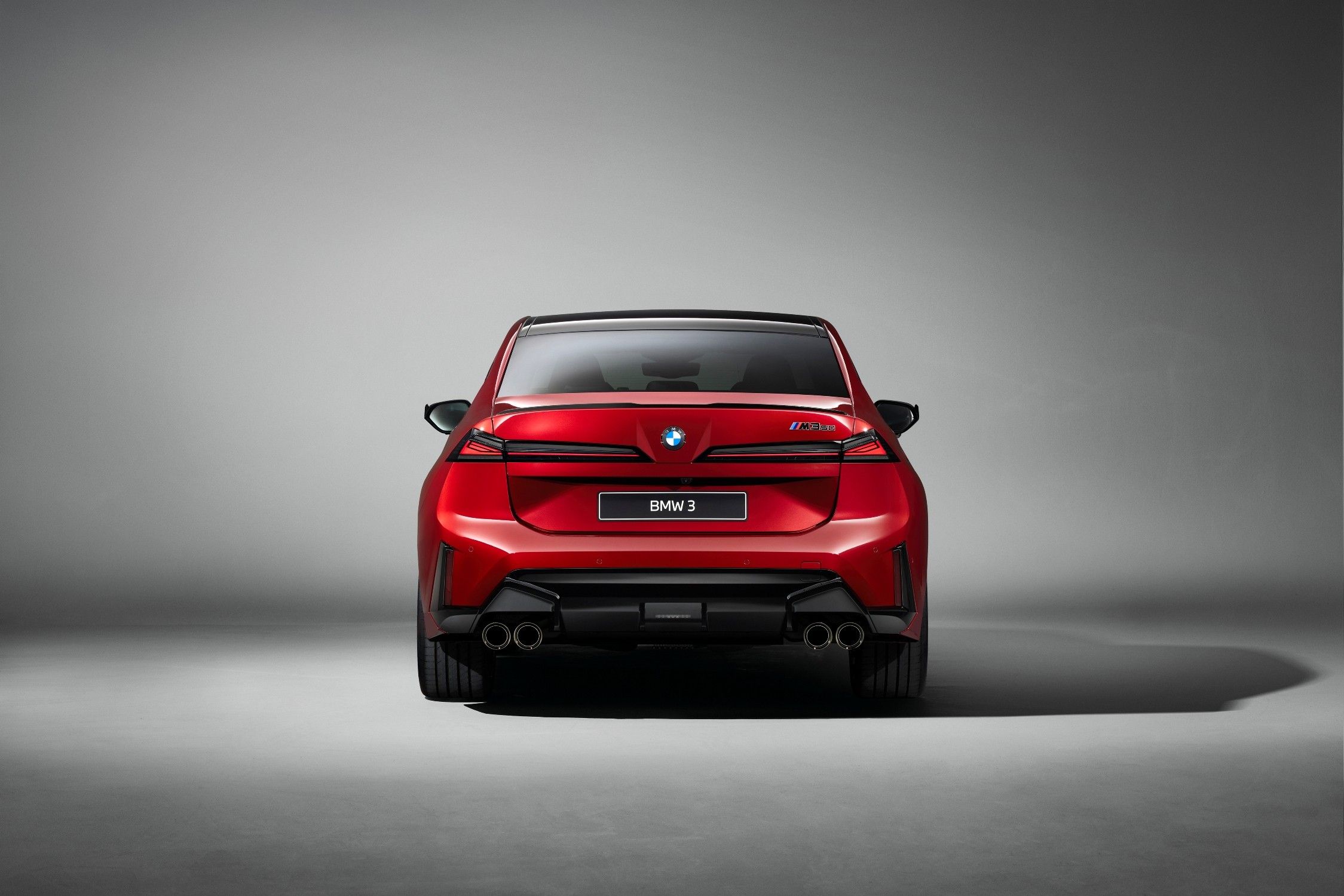 FOTO | BMW lansează noul Seria 3 cu motoare tradiționale, dar pe „rețeta” Neue Klasse - Poza 5
