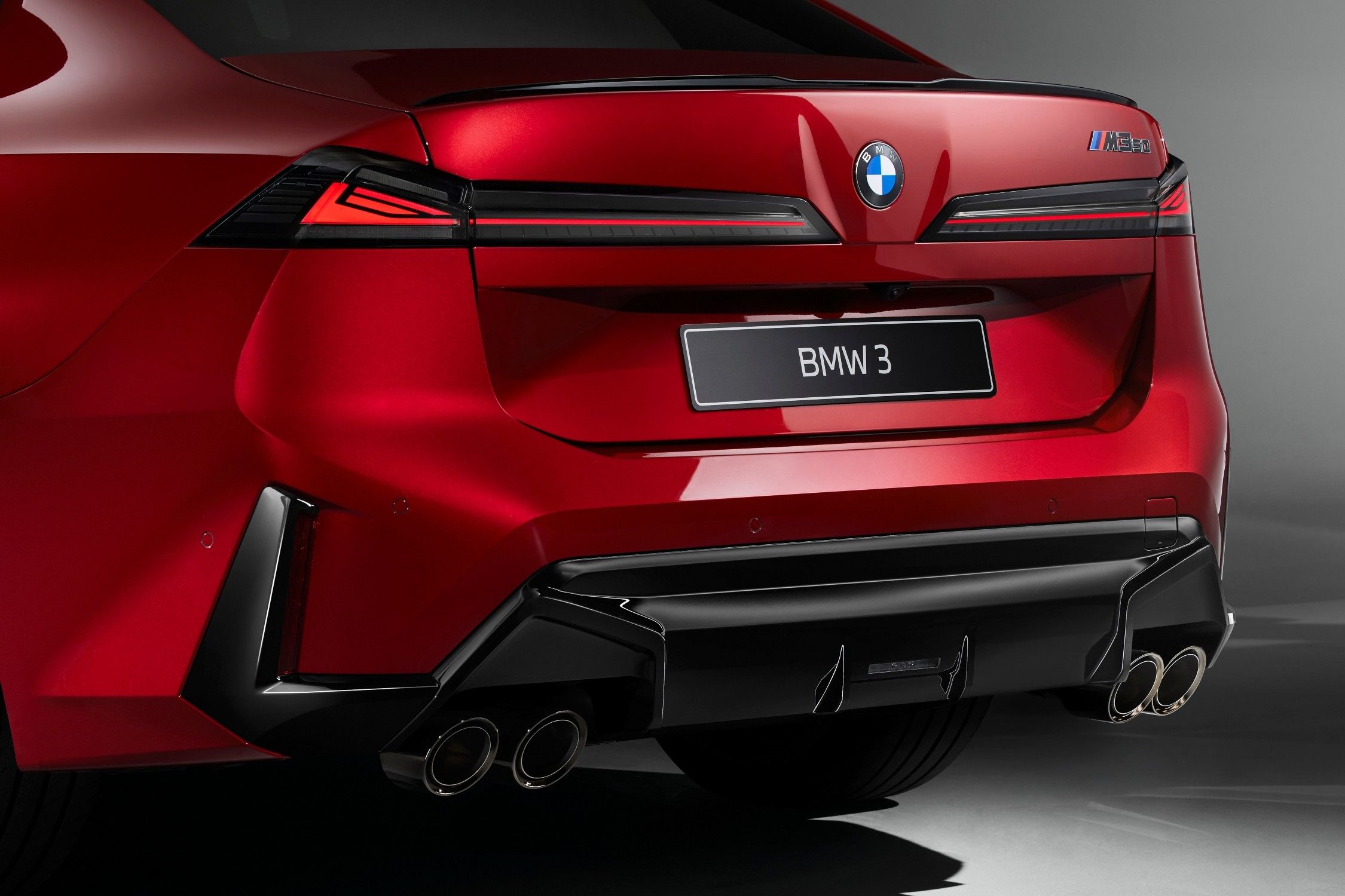 FOTO | BMW lansează noul Seria 3 cu motoare tradiționale, dar pe „rețeta” Neue Klasse - Poza 7
