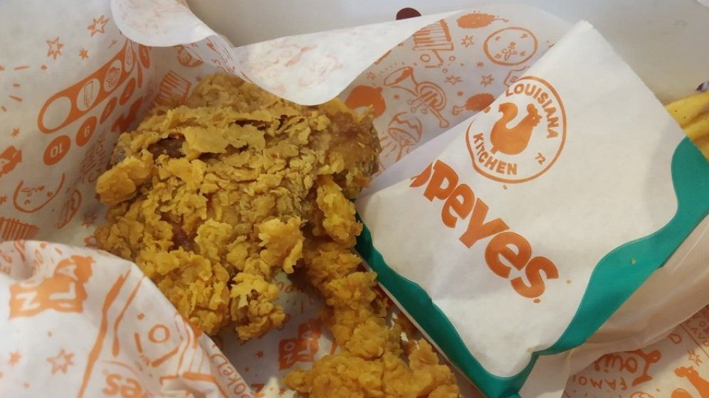 Când se deschide restaurantul Popeyes din Park Lake