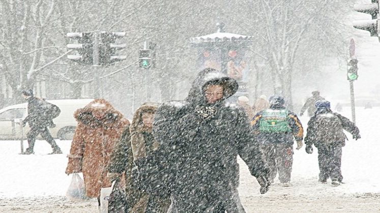 Codul rosu de viscol, prelungit in cinci judete