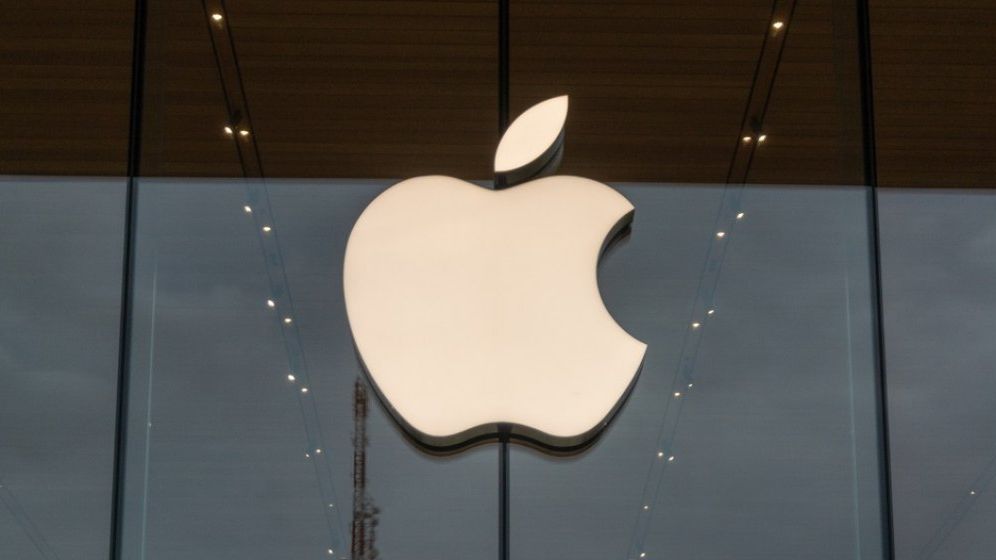 Profit peste așteptări pentru gigantul Apple, grație vânzărilor de iPhone