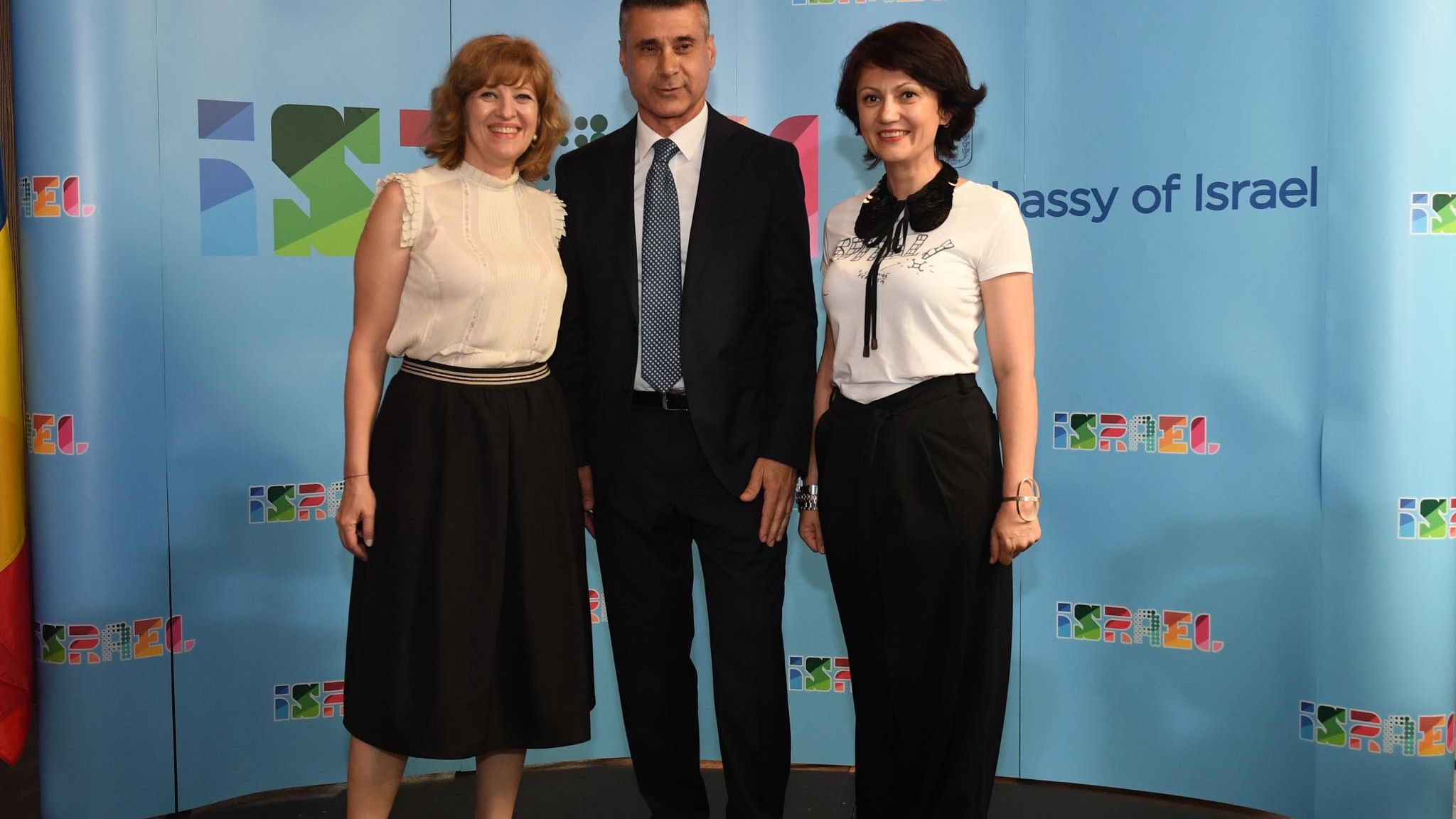 Ambasada Israelului in Romania a donat 50.000 de lei asociatiei Daruieste Viata, bani alocati initial pentru Ziua Nationala a tarii