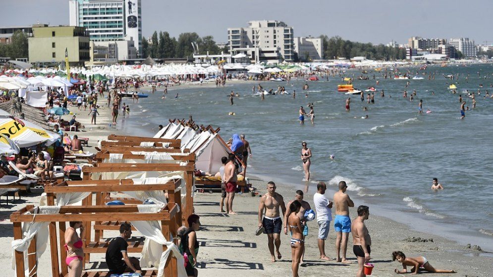 Voucherele de vacanță, în picaj: decontările românilor s-au prăbușit cu 60%