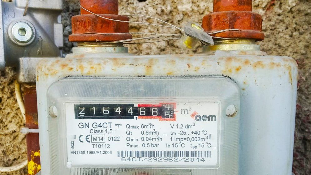 Amenzi de 2,4 milioane de lei pentru 6 mari companii din energie