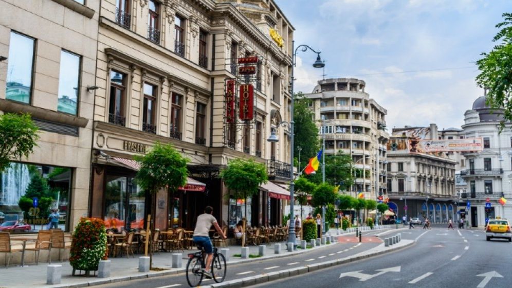 Cinci măsuri pe care ar trebui să le ia primăria pentru spaţiul carosabil şi trotuare