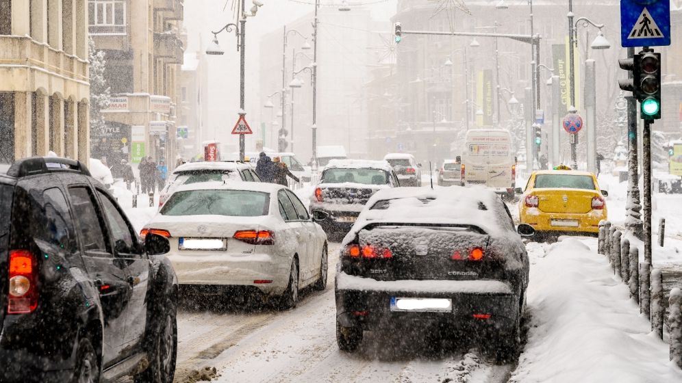 PMB: Traficul rutier din Capitala se desfasoara in conditii normale de iarna