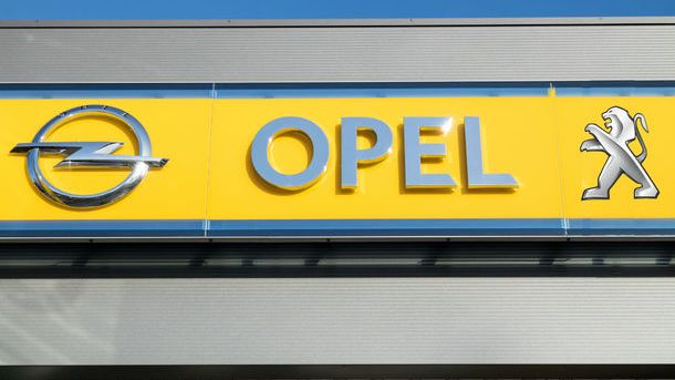 PSA ar putea sa taie cheltuielile la Opel