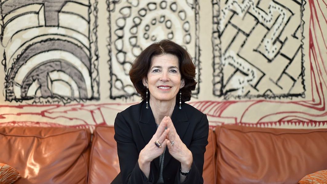 Leadership feminin prin ochii unui diplomat de carieră: Prefer să conving decât să impun