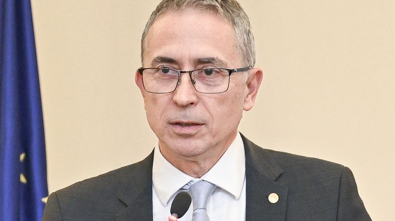 Rocadă internă la BNR: Mugur Tolici, directorul de HR al BNR, preia conducerea Direcției Emisiune, Tezaur și Casierie