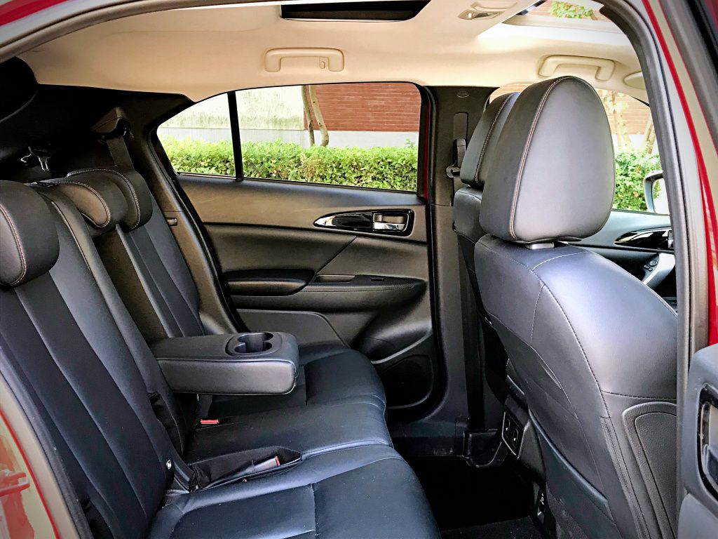 Mitsubishi Eclipse Cross - Imagine 13