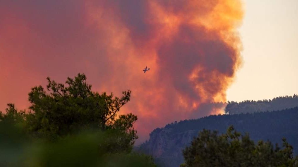 Avertisment MAE pentru românii care merg în Croația. Incendii masive pe coasta Adriaticii