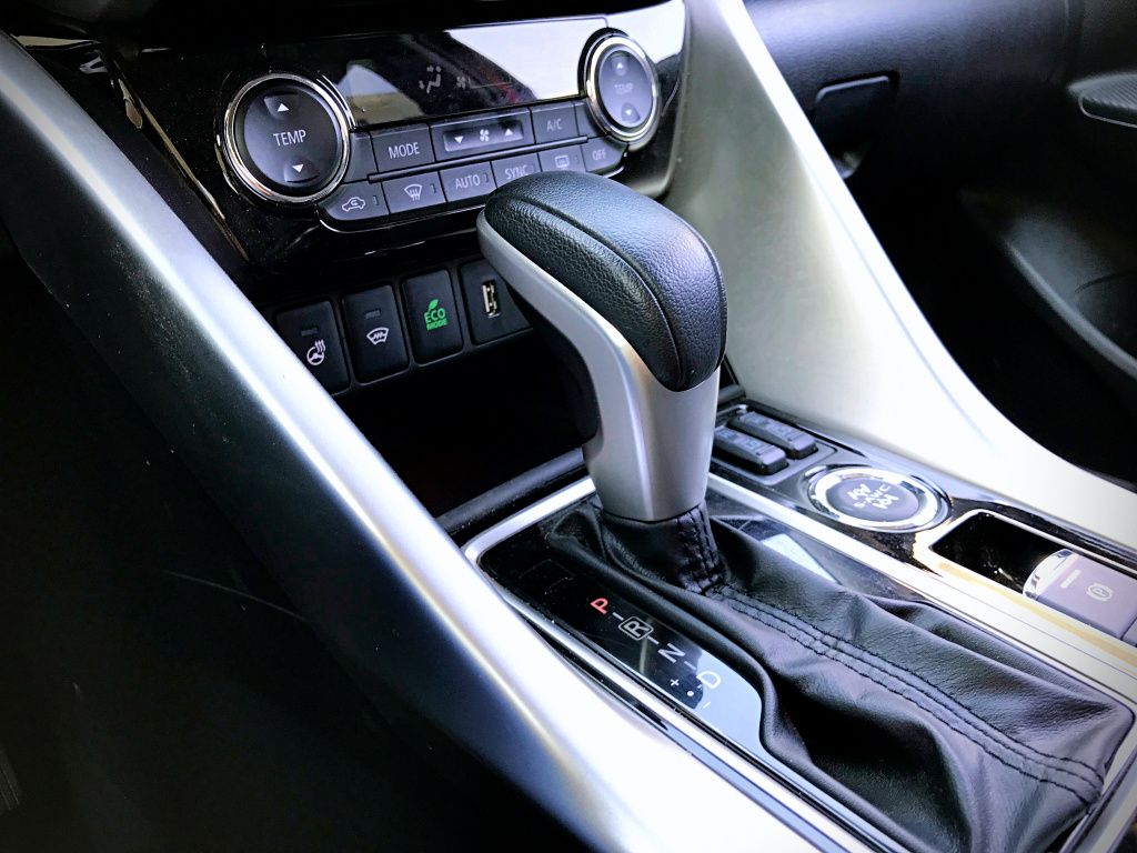 Mitsubishi Eclipse Cross - Imagine 10
