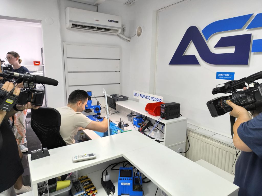 A apărut în România service-ul unde îți repari singur telefonul: unde se află și cum funcțio - Imagine 10