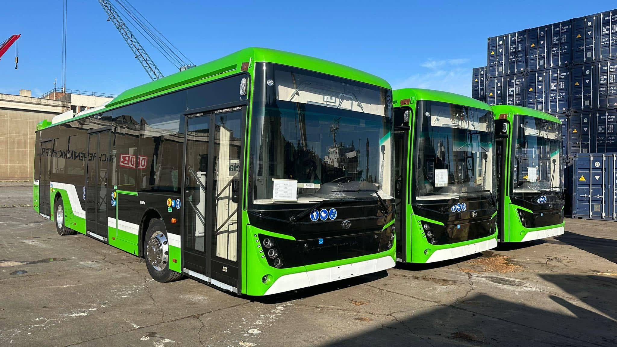 Bujduveanu: Primele 51 de autobuze electrice care vor funcționa în București au ajuns în țară. Când vor intra în circulație