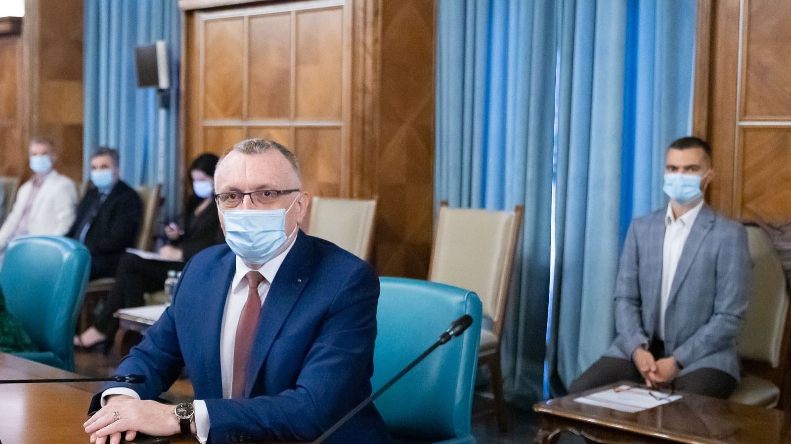 Sorin Cîmpeanu: Nu sunt susținător al școlii online. Școala online este un dezastru în România