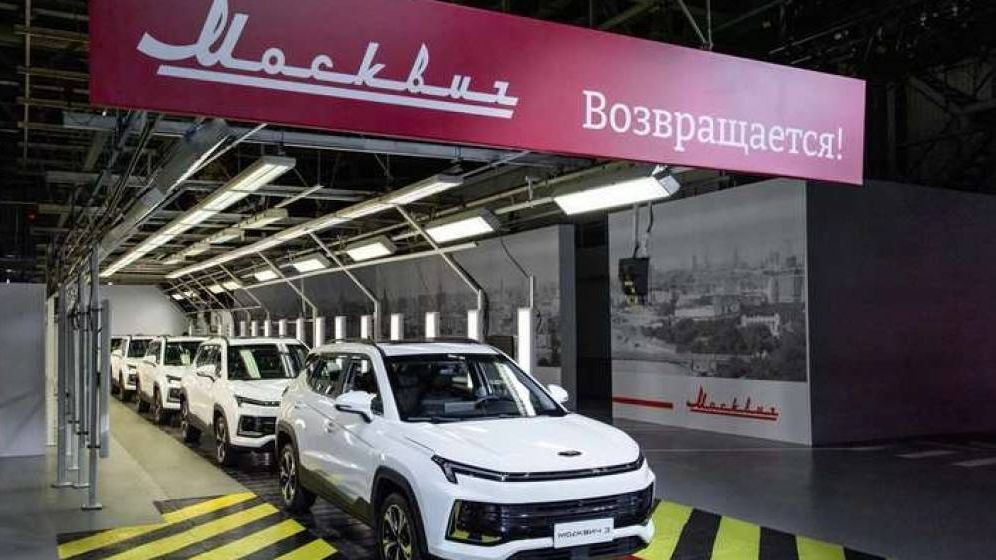 Prognoza: Vânzările auto din Rusia, în scădere cu 25% în 2025