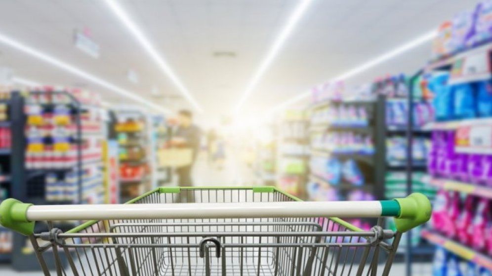 Electricitatea, uleiul alimentar și serviciile de igienă-cosmetică au avut cele mai mari scumpiri în aprilie 2021 față de aprilie 2020