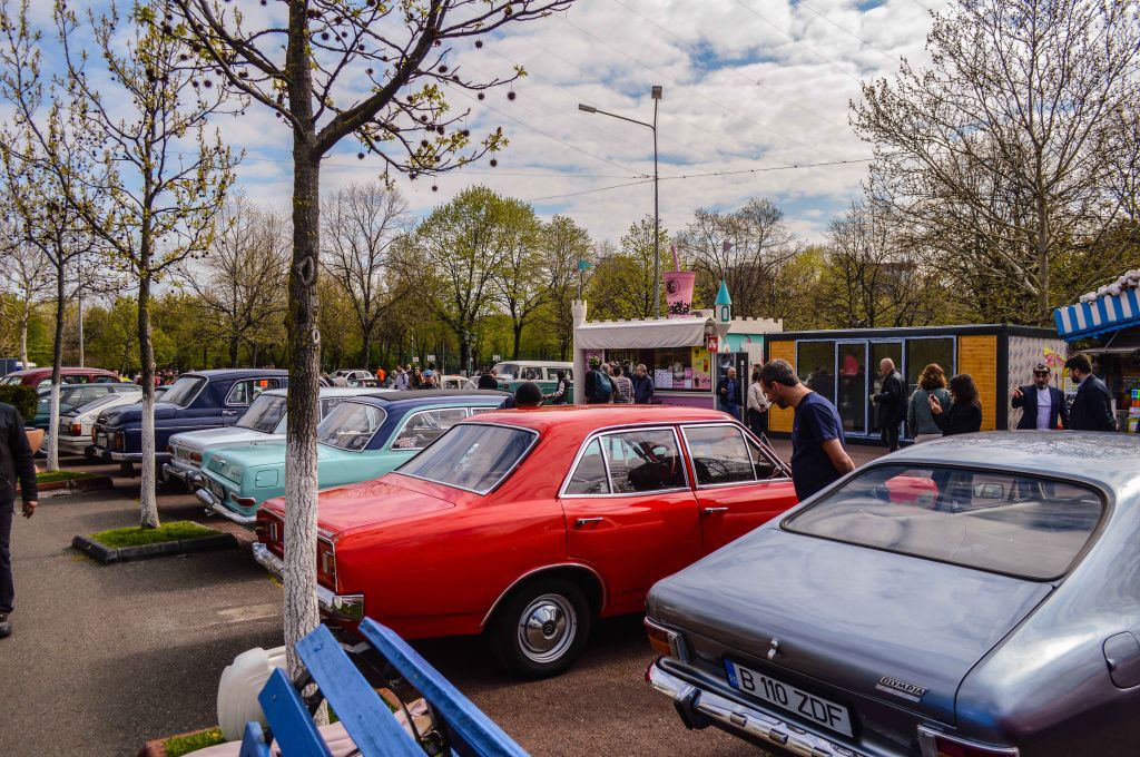 FOTO | Retroparada Primăverii: Ce am văzut la cea mai mare expoziție de mașini retro din țară - Imagine 39
