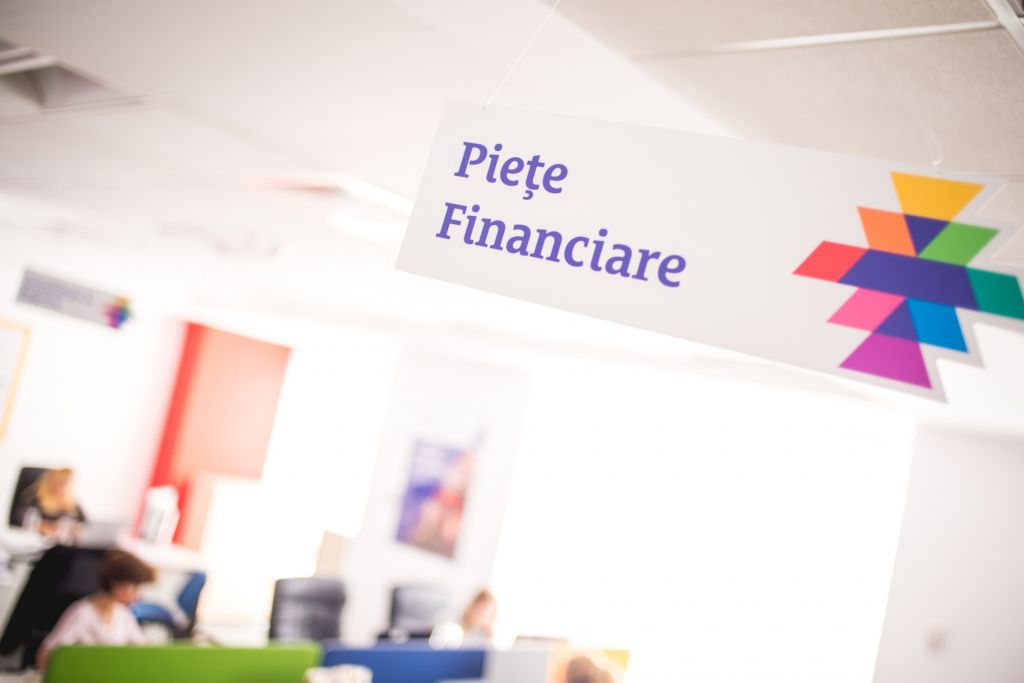 Birou de companie Patria Bank - Globalworth Plaza - Imagine 1