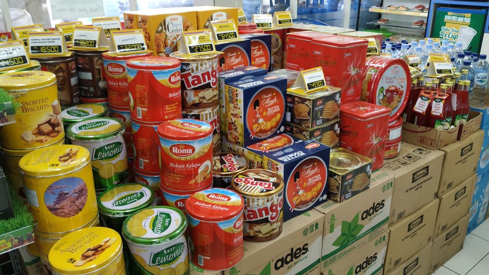 Patronii din industria alimentară se revoltă împotriva plafonării prețurilor la produsele procesate