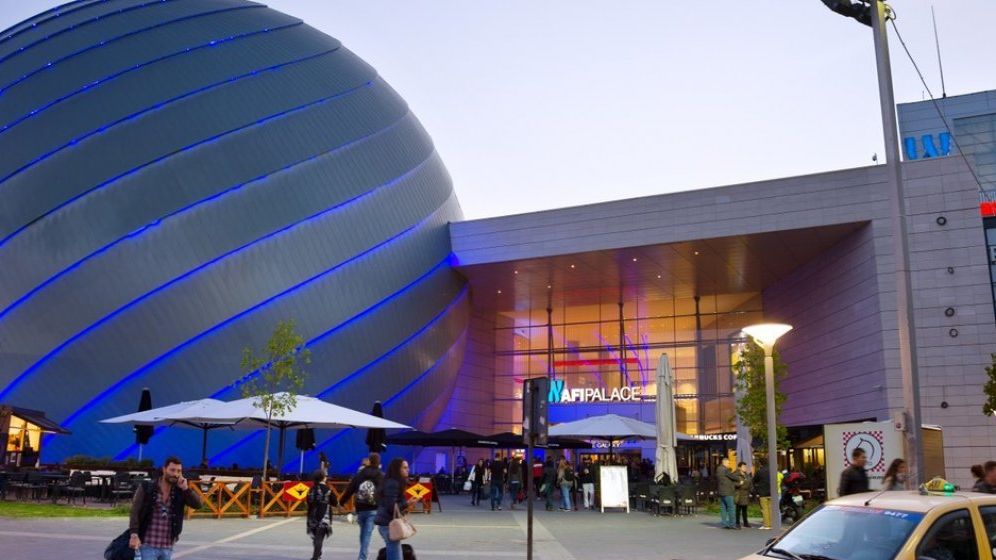 Trafic AFI Cotroceni: În lipsa festivalurilor, mall-ul rămâne singurul loc unde clienții au un motiv în plus de a se bucura de purtarea hainelor noi