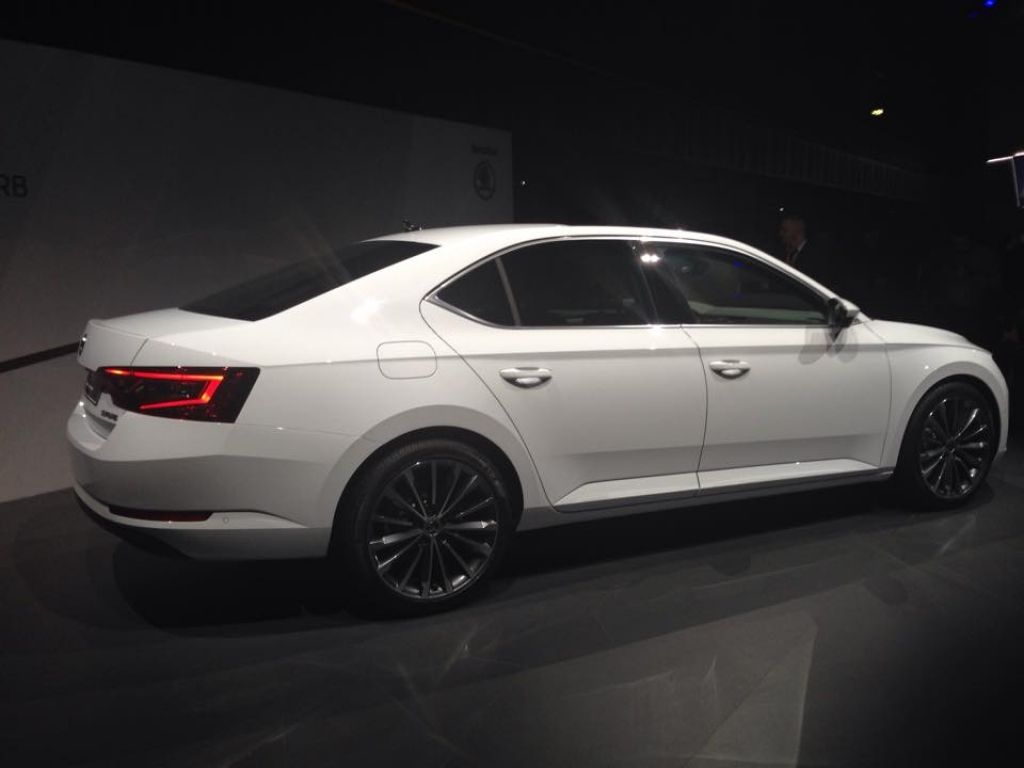Skoda Superb III - Imagine 21