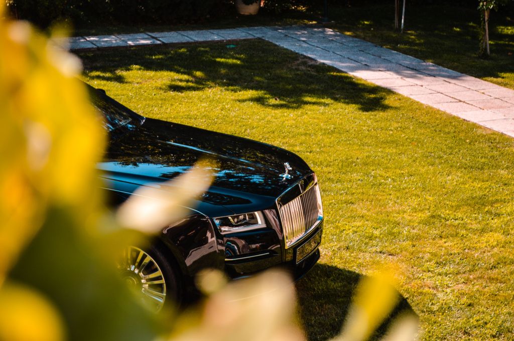 GALERIE FOTO | Rolls-Royce deschide un showroom în București - Imagine 3