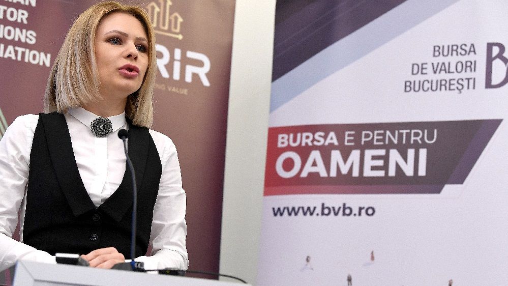 Doar trei companii de pe bursa comunica perfect cu investitorii. Majoritatea nu au luat nici nota de trecere