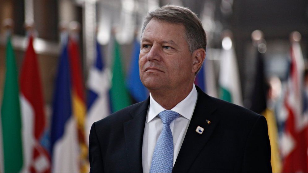 Iohannis l-a felicitat pe Emmanuel Macron pentru realegerea ca președinte al Franței