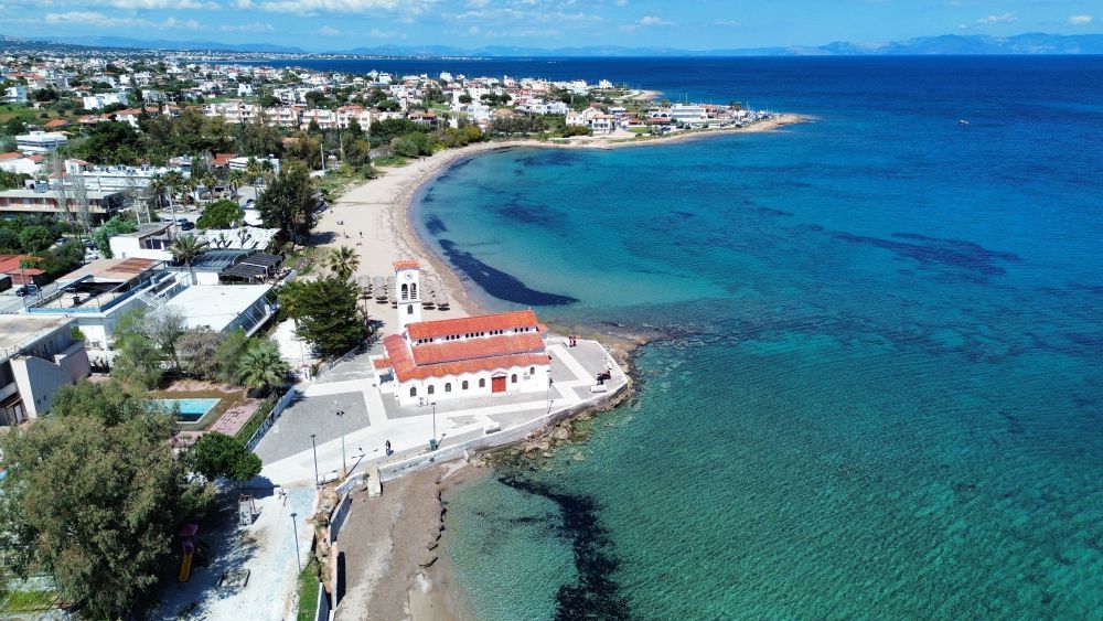 De la oraș la Marea Egee: cele mai frumoase plaje aflate în apropierea Atenei