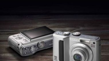 Noile camere foto Panasonic Lumix