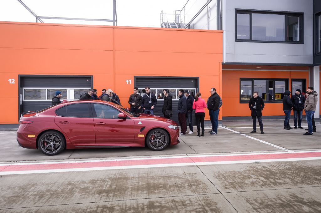 Alfa Romeo Giulia - Imagine 14