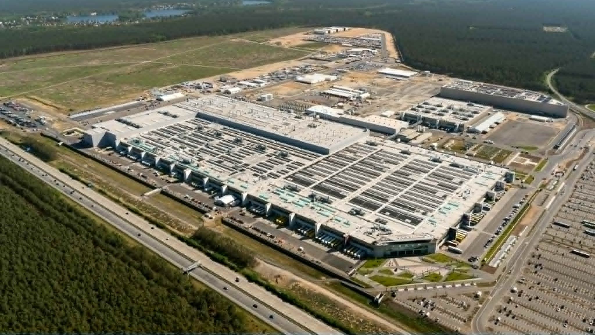UE lansează apelul pentru „AI Gigafactories” pentru a consolida capacitatea de calcul a Europei și a debloca peste 30 miliarde de euro în investiții