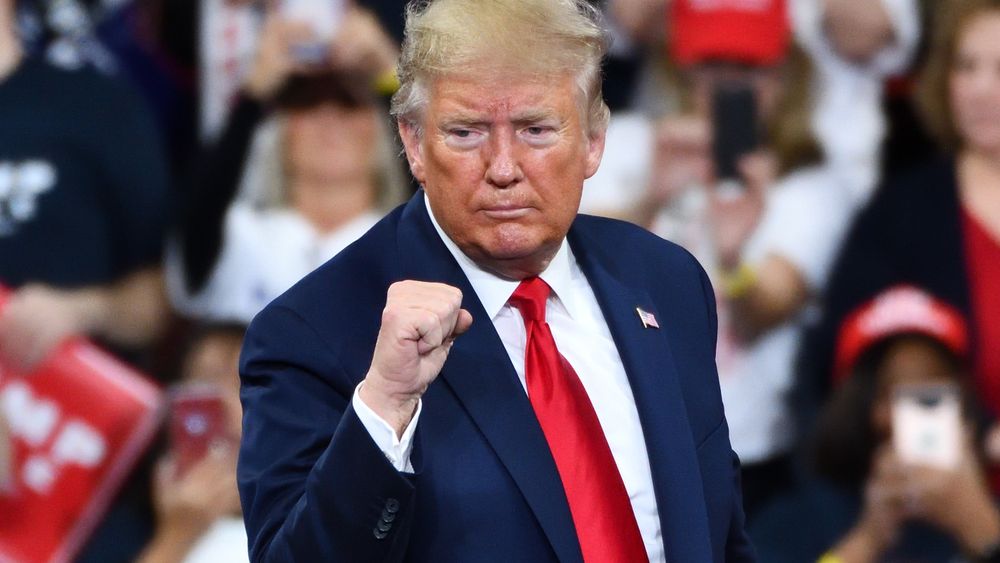 SUA: Comisia parlamentară de anchetă recomandă acuzații penale pentru Donald Trump după atacul de la Capitoliu