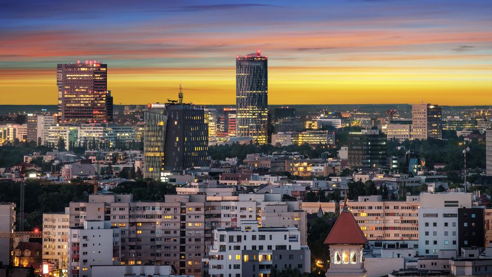 Imobiliare.ro: Pretul unei locuinte in cartierele ieftine din Bucuresti este de aproape trei ori mai redus comparativ cu zona de nord a orasului