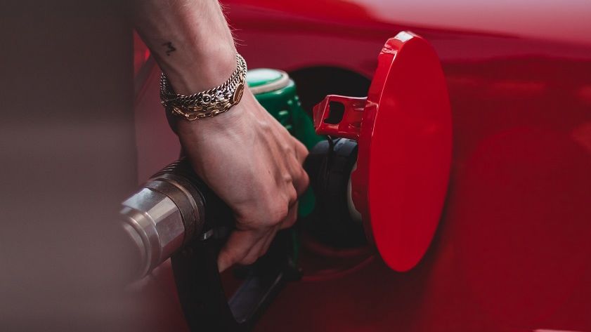 Rusia interzice exporturile de benzină timp de jumătate de an. Doar câteva țări au fost exceptate