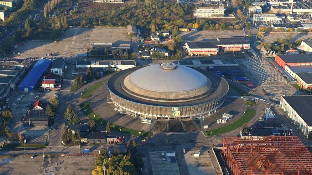 CCR ia în discuţie sesizarea privind trecerea terenului de la Romexpo la Camera de Comerţ
