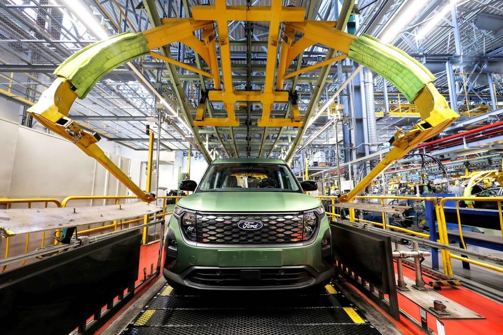 GALERIE FOTO | Ford Puma Gen-E, prima electrică făcută în România, a intrat în producție - Imagine 18