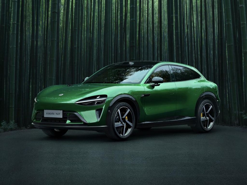 GALERIE FOTO Xiaomi a lansat mașina electrică YU7, rivalul modelului Y de la Tesla: Se vinde ca pĂ- Imagine 11