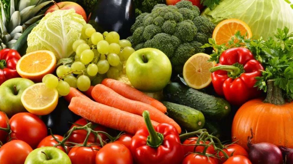 Un medic de 78 de ani dezvăluie cele 7 alimente care l-au ajutat să „întinerească” 20 de ani