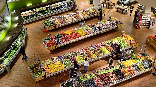 Cum folosesc brandurile datele retailerilor in campaniile de retail media?