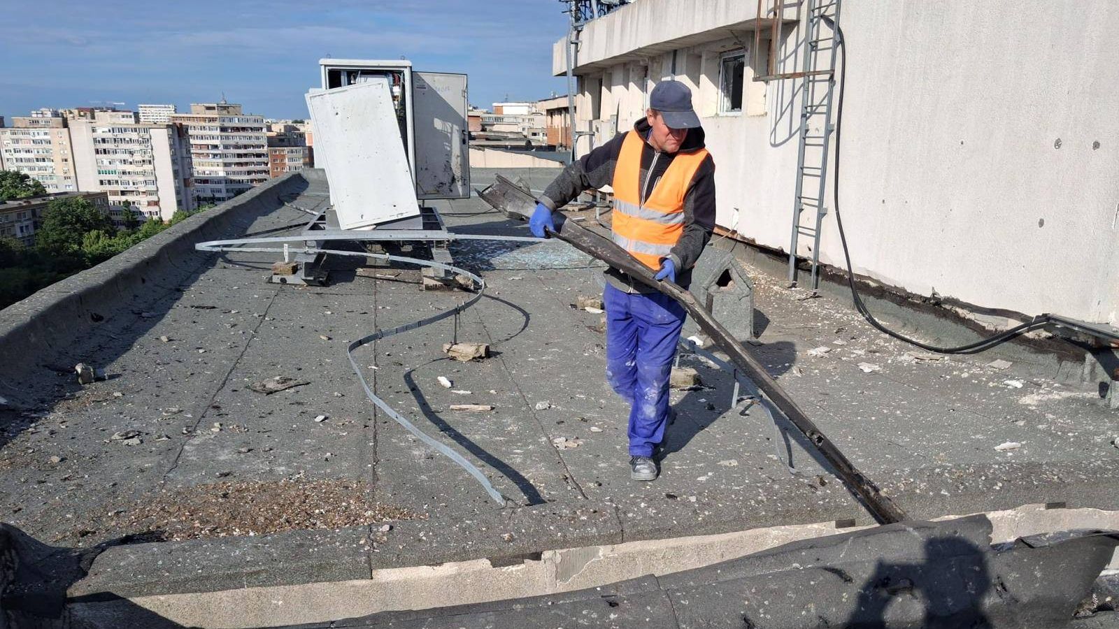 Blocul din Galați, afectat de impactul dronei, poate fi locuit din nou: ce măsuri au fost luate de autorități