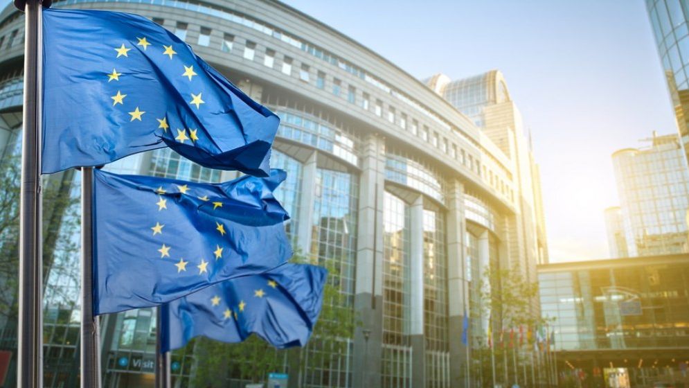 Acordul comercial SUA-UE, înghețat până la rezolvarea disputelor din jurul Groenlandei