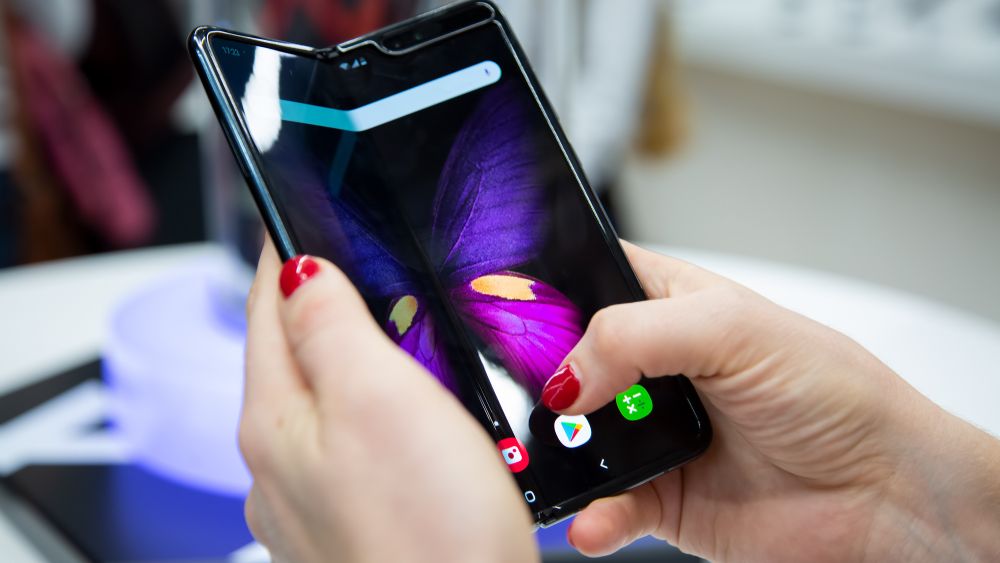 Samsung dezvaluie cate Galaxy Fold a vandut