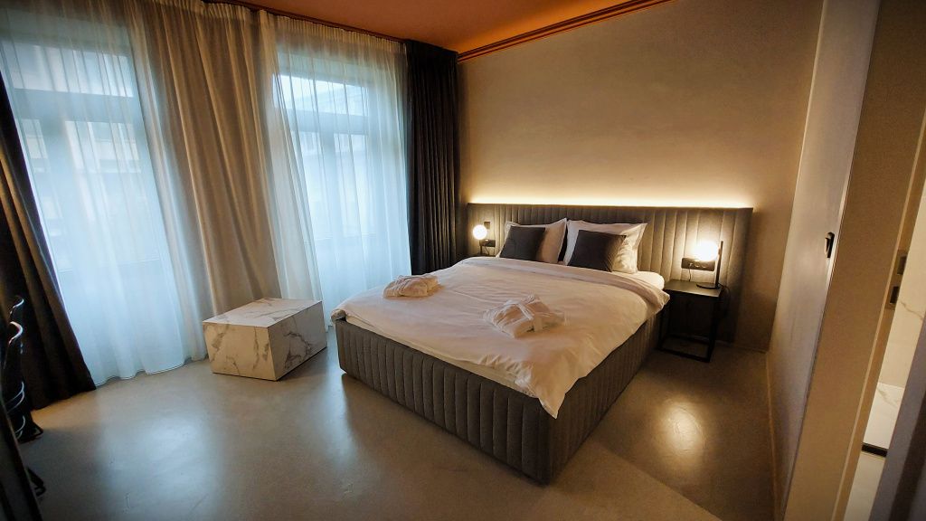 GALERIE FOTO | Cum arată apartamentele milionarei Anja Graf din centrul Capitalei - Imagine 71